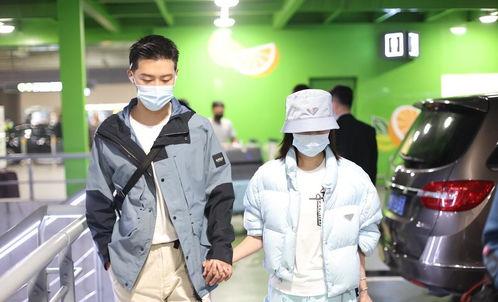 窦骁何超莲吃瓜娱乐圈,娱乐圈瓜田再起波澜 第1张 窦骁何超莲吃瓜娱乐圈,娱乐圈瓜田再起波澜 第1张